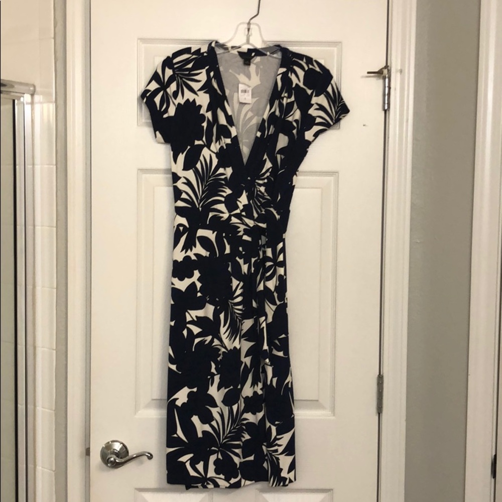 NWT Ann Taylor navy floral dress 4